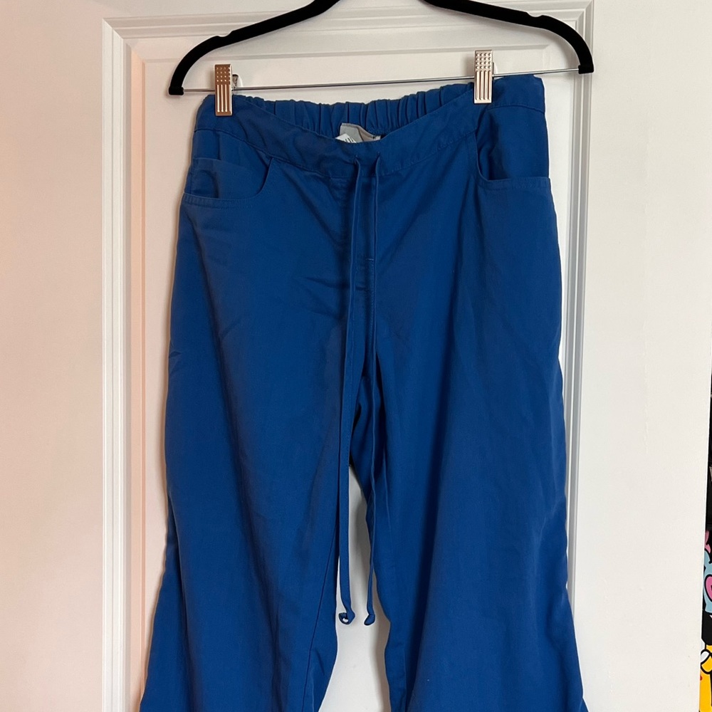 Grey’s anatomy blue pants